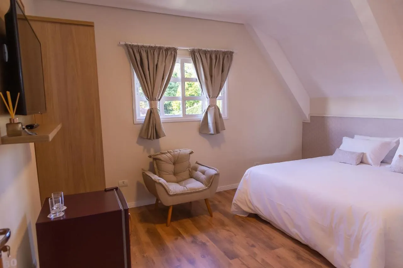 Village De Charme Campos do Jordao Guest house